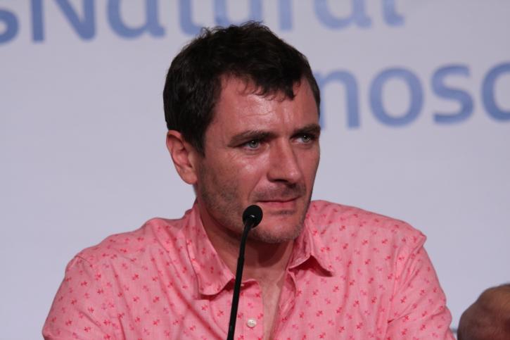 Alex brendemülh protagonista de 2 fantasias con la guerra civil de fondo Insensibes y El bosc Alex brendemülh protagonista de 2 fantasias con la guerra civil de fondo Insensibes y El bosc