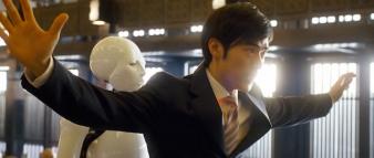 La puesta en escena es muy teatral