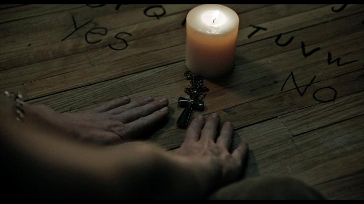 Sustos y episodios macabros terminan por poblar la cinta Sustos y episodios macabros terminan por poblar la cinta